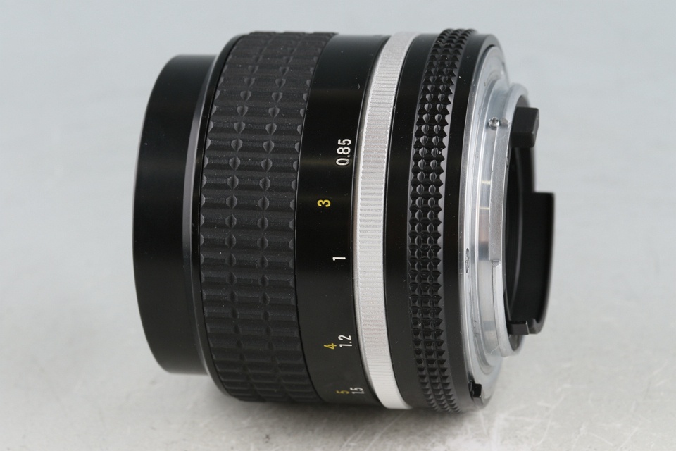 Nikon Nikkor 85mm F/2 Ais Lens #51485H13
