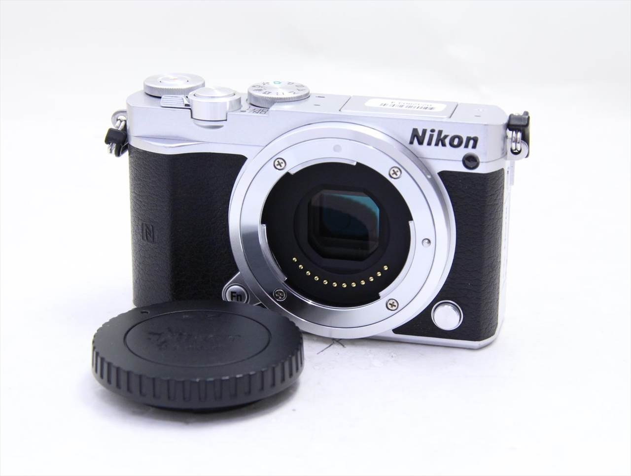 【中古】 ニコン(nikon) Nikon 1 J5 ボディ [シルバー]