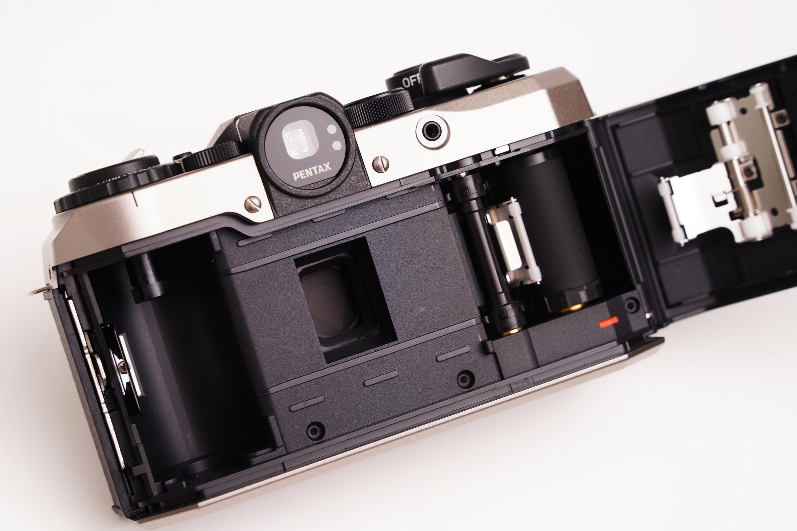 新製品レビュー:ハーフサイズフィルムカメラ「PENTAX 17 新製品レビュー:ハーフサイズフィルムカメラ「PENTAX 17