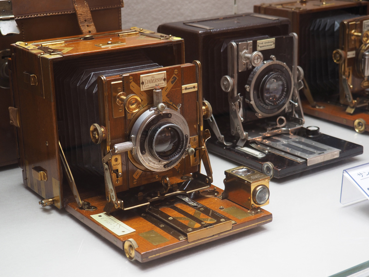 銀塩手帖：日本カメラ博物館特別展「イギリスカメラ展〜王国の気品