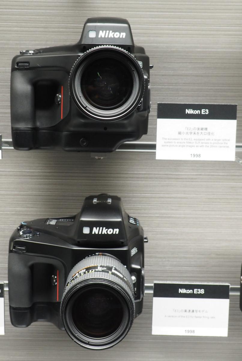 新・ニコンの世界/NIKON WORLD & ニコン75年史 & 光学参考書 新・ニコンの世界 - メルカリ