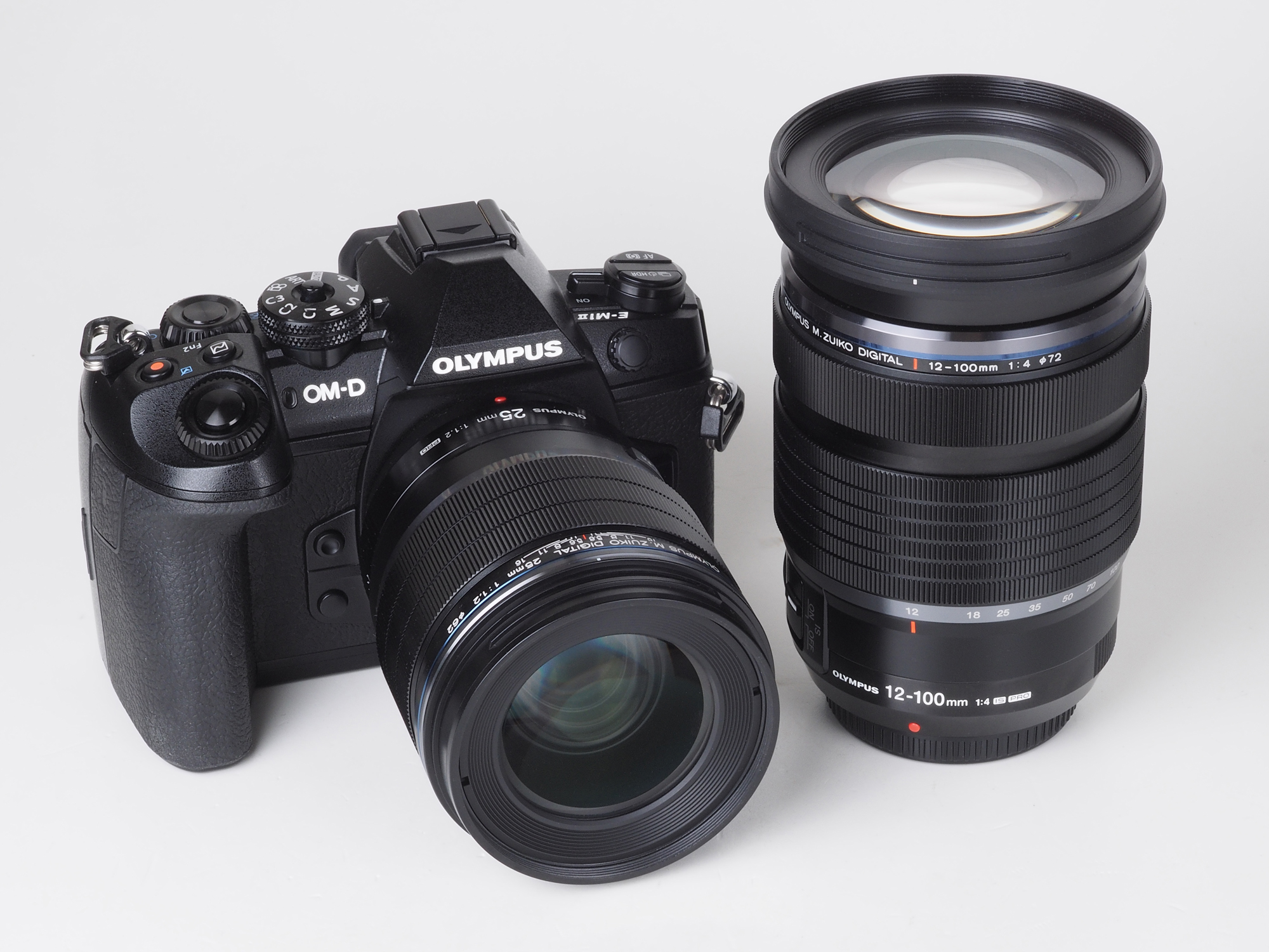 OLYMPUS ZUIKO 12-100mm F4.0 IS PRO