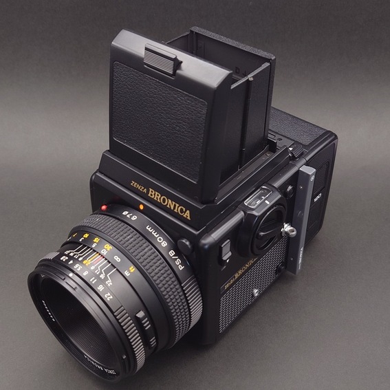 ZENZANON-S 80mm F2.8 MFレンズ (ブロニカSQ用) ZENZA BRONICA SQ-A AEファインダー / ZENZANON-S 80mm F2.8