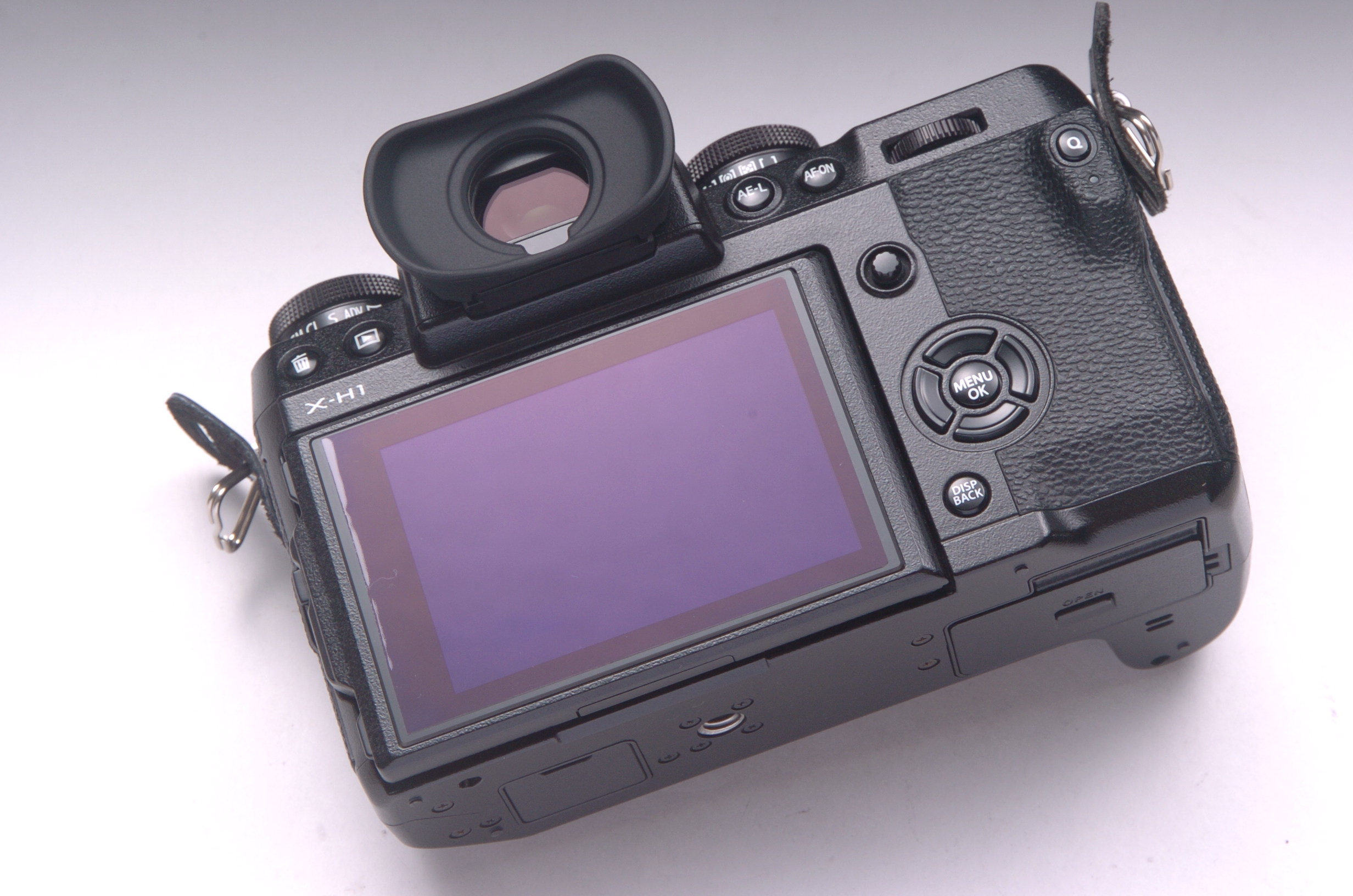 フジフイルム FUJIFILM X-H1 ボディ カメラの三和商会:カメラ フジフイルム FUJIFILM X-H1 ボディ カメラの三和商会:カメラ