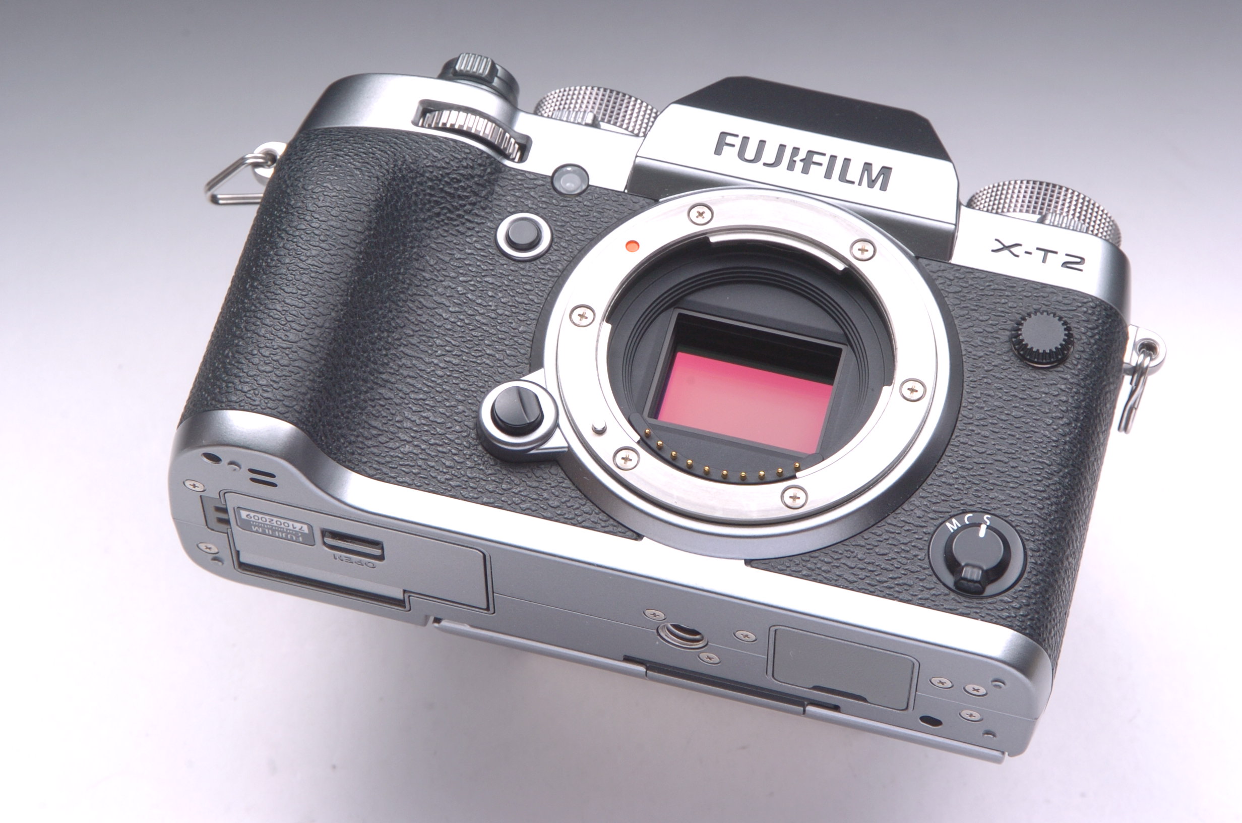 フジフイルム FUJIFILM X-T2 Graphite Silver Edition カメラの フジフイルム FUJIFILM X-T2 Graphite Silver Edition カメラの