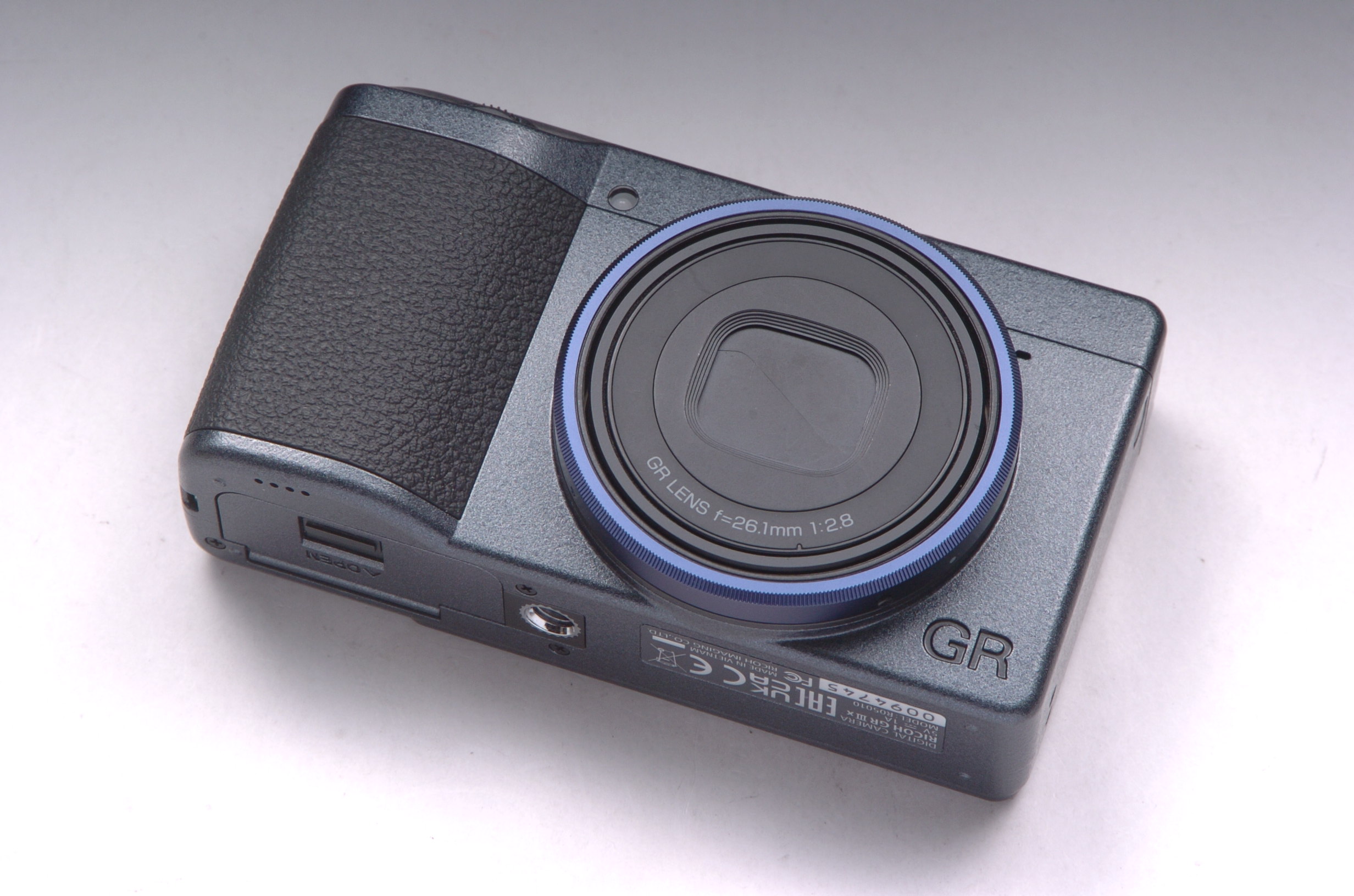 Ｒicoh、sー3.旧カメラ カメラの八百富｜ RICOH リコー GR III がついに発売 !!! カメラ