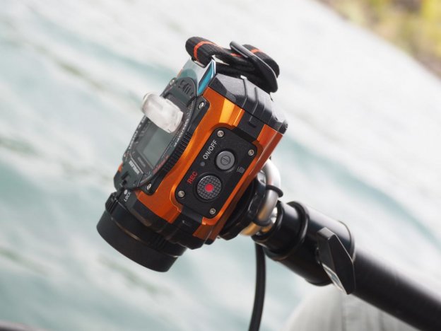 水中のカメラを Wi Fiでリモート Birds Irodで水中撮影 新製品レビュー 宇佐見健 カメラファン 中古カメラ レンズ検索サイト 欲しい中古カメラが見つかる