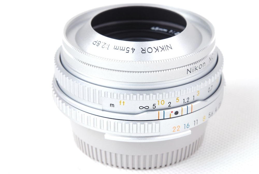 【美品】Nikon/ニコン Nikkor 45/2.8 P AI-Sマウント シルバーMFレンズ HN-35フード付