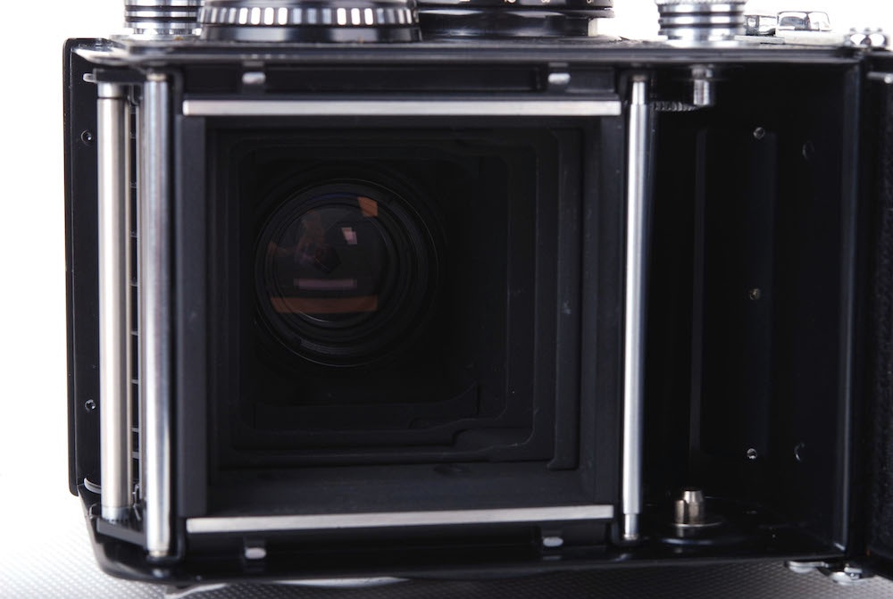 【美品】Rolleiflex/ローライ 3.5F ホワイト 二眼レフカメラ schneider Xenotar 75/3.5レンズ付