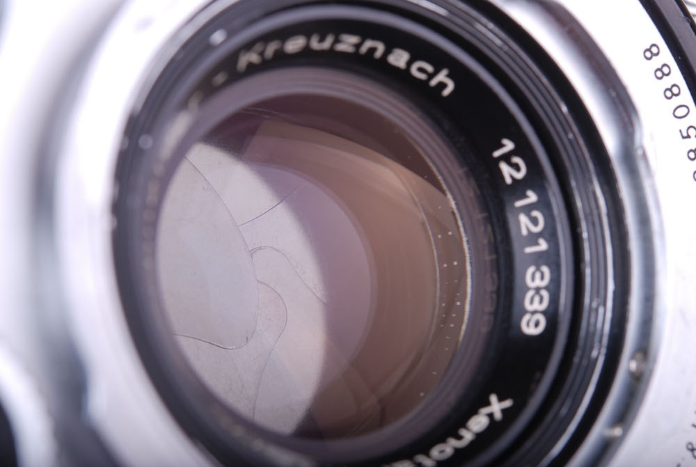 【美品】Rolleiflex/ローライ 3.5F ホワイト 二眼レフカメラ schneider Xenotar 75/3.5レンズ付