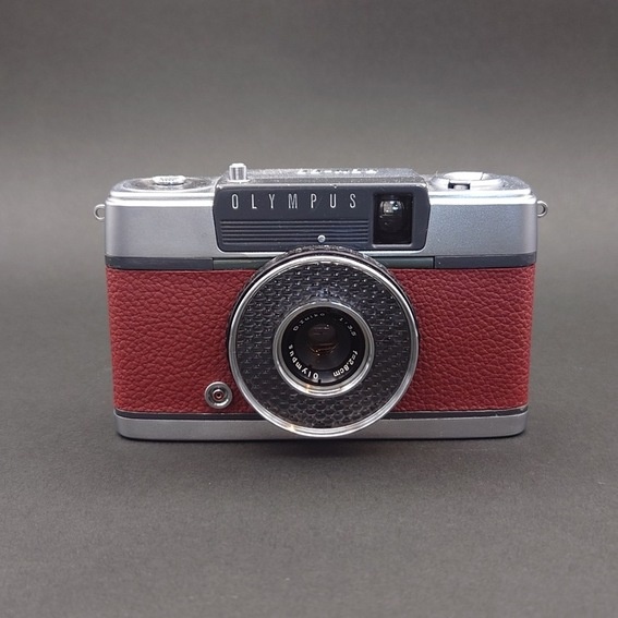 OLYMPUS PEN EE