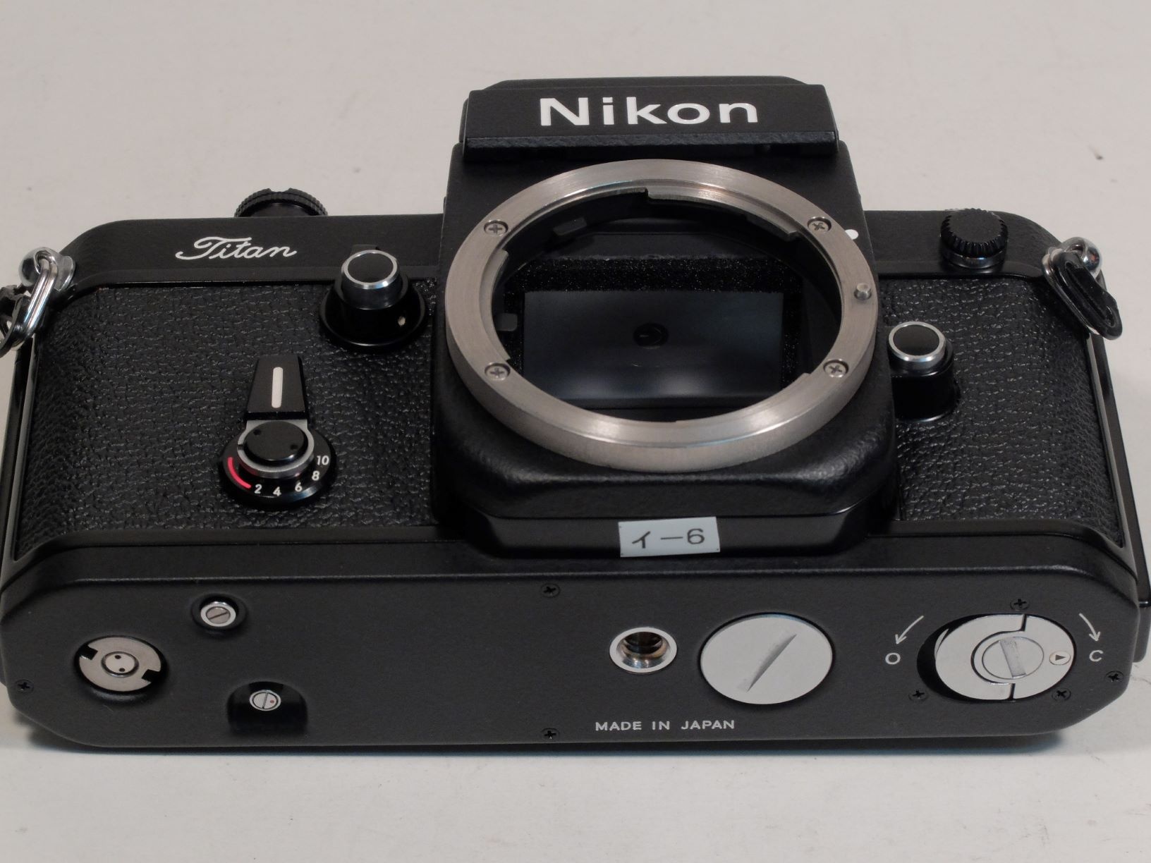 ニコン F2チタン ネーム入り