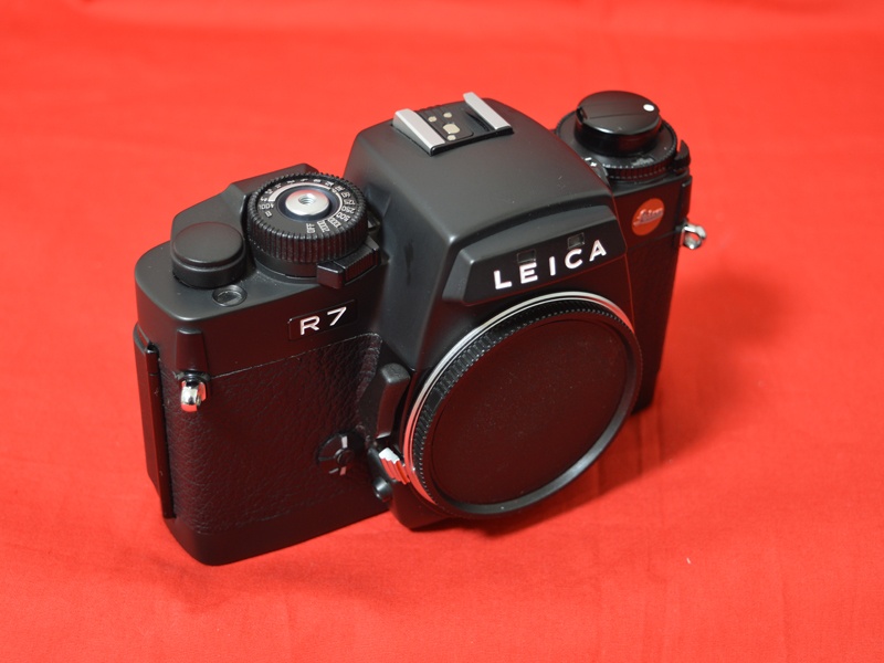 ライカ R7 ブラック