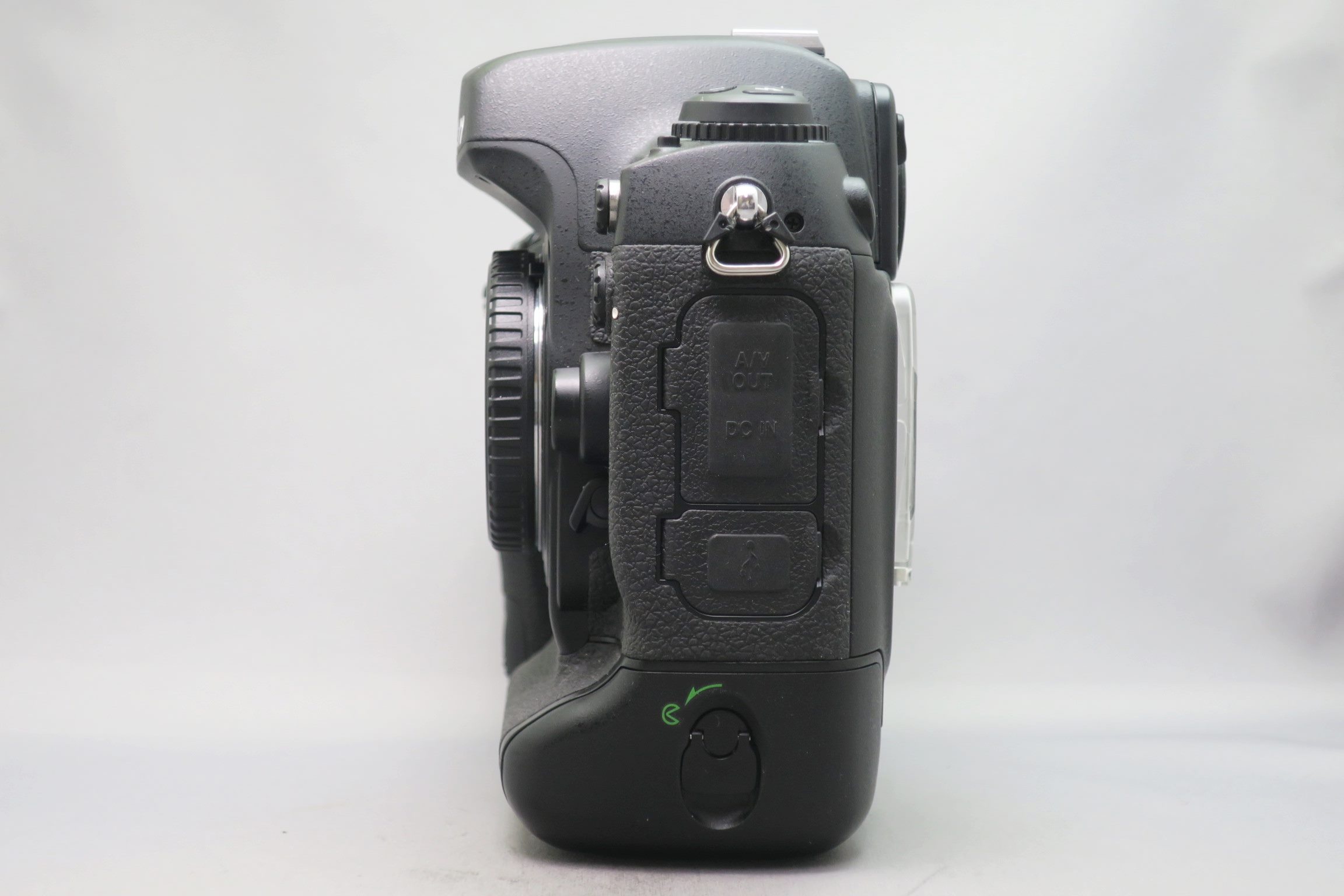 ニコン D2X