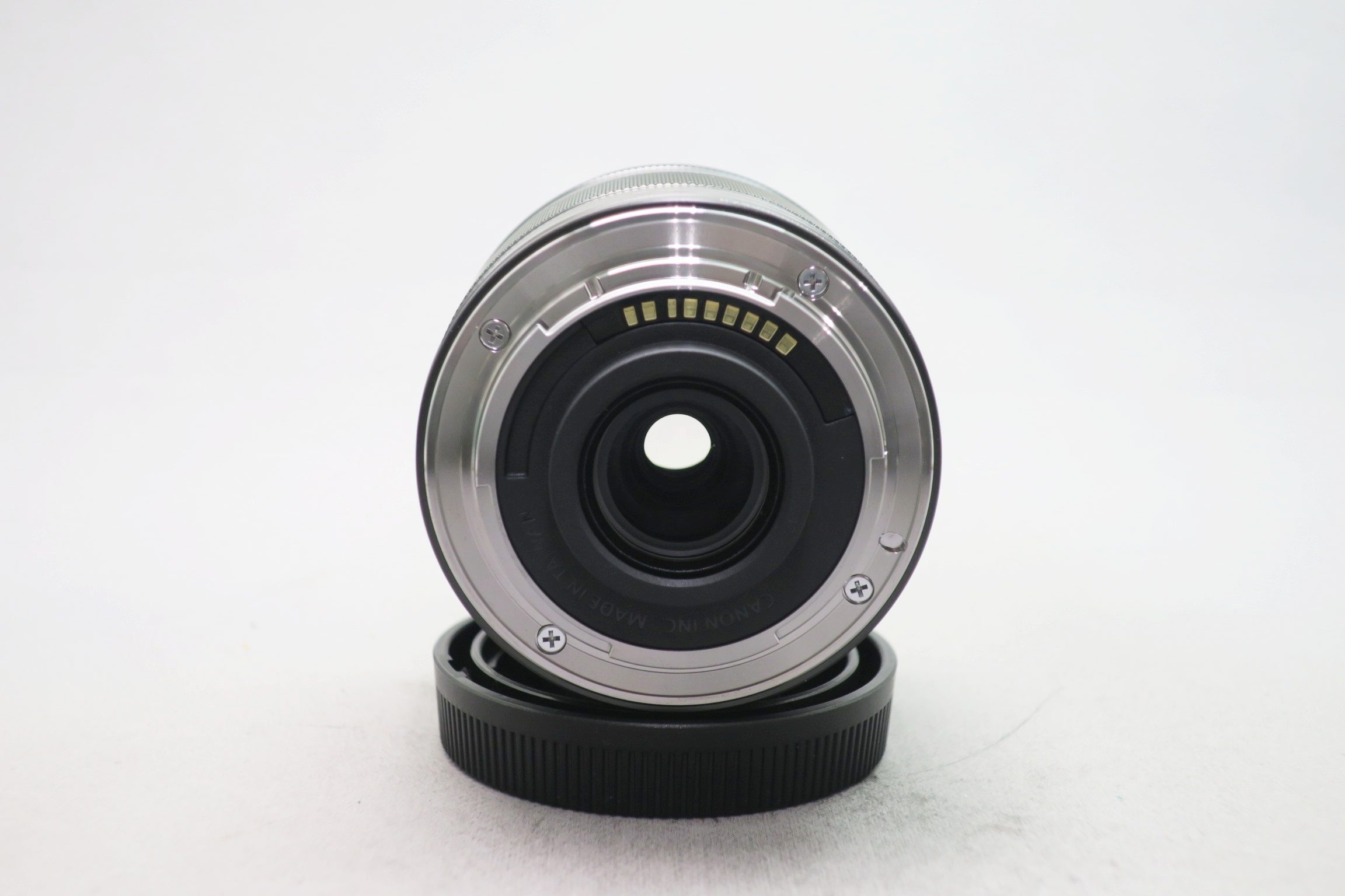 キヤノン EF-M11-22/4-5.6 IS STM
