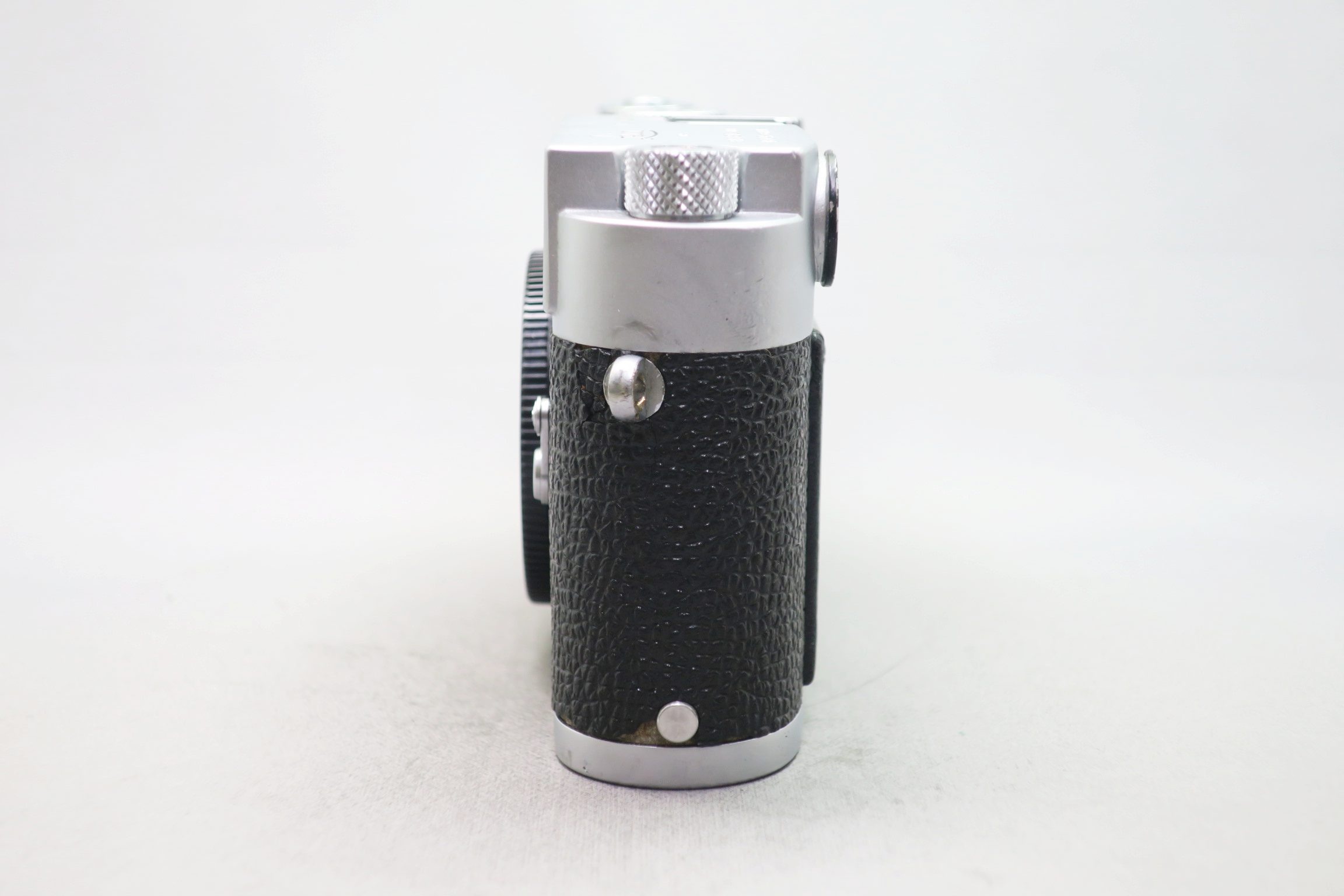 ライカ M2 108万台