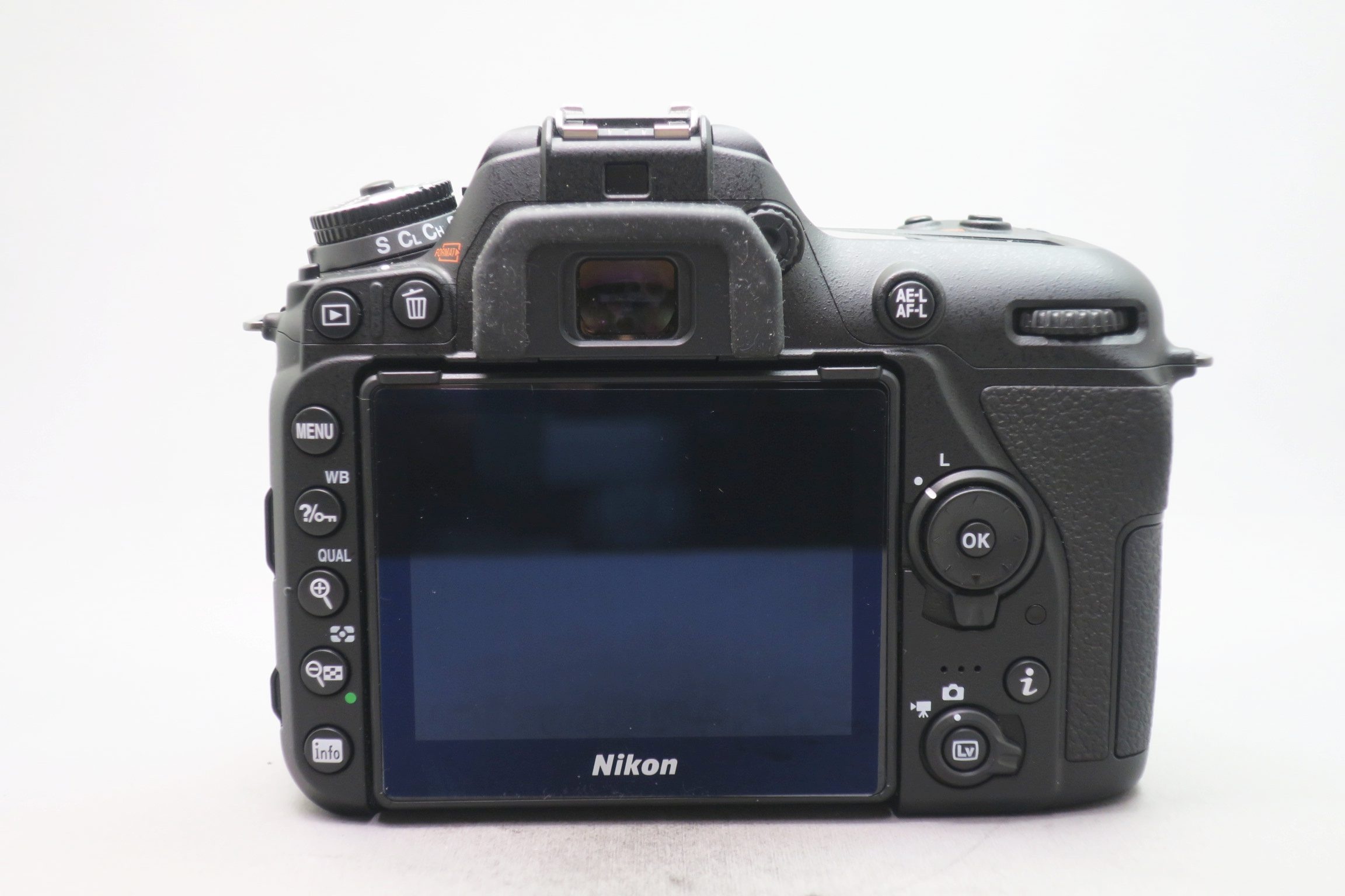 ニコン D7500