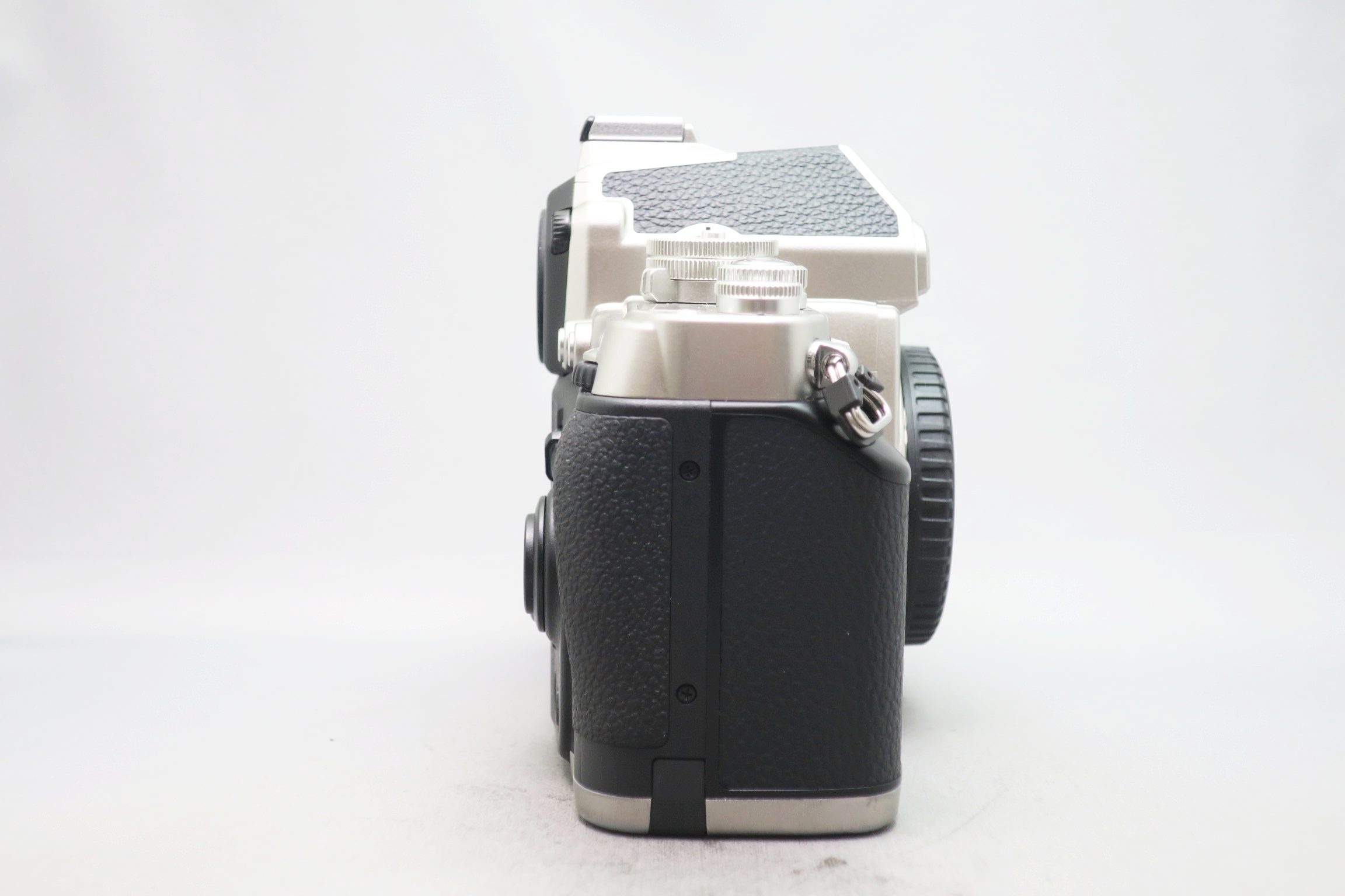 ニコン Df シルバー