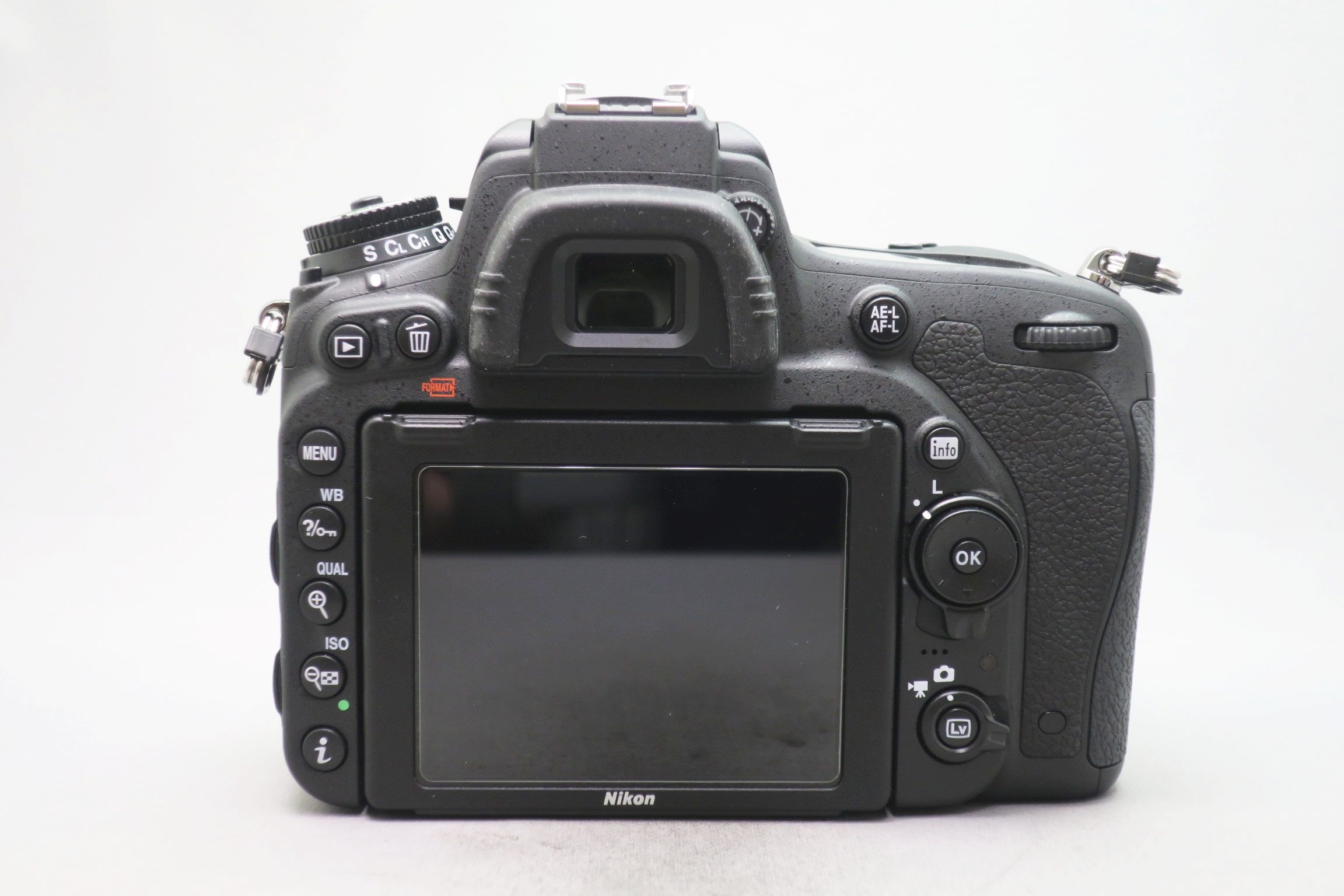 ニコン D750