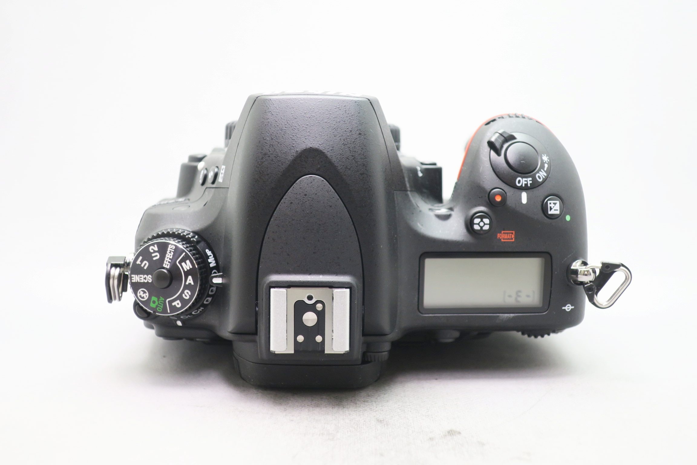 ニコン D750