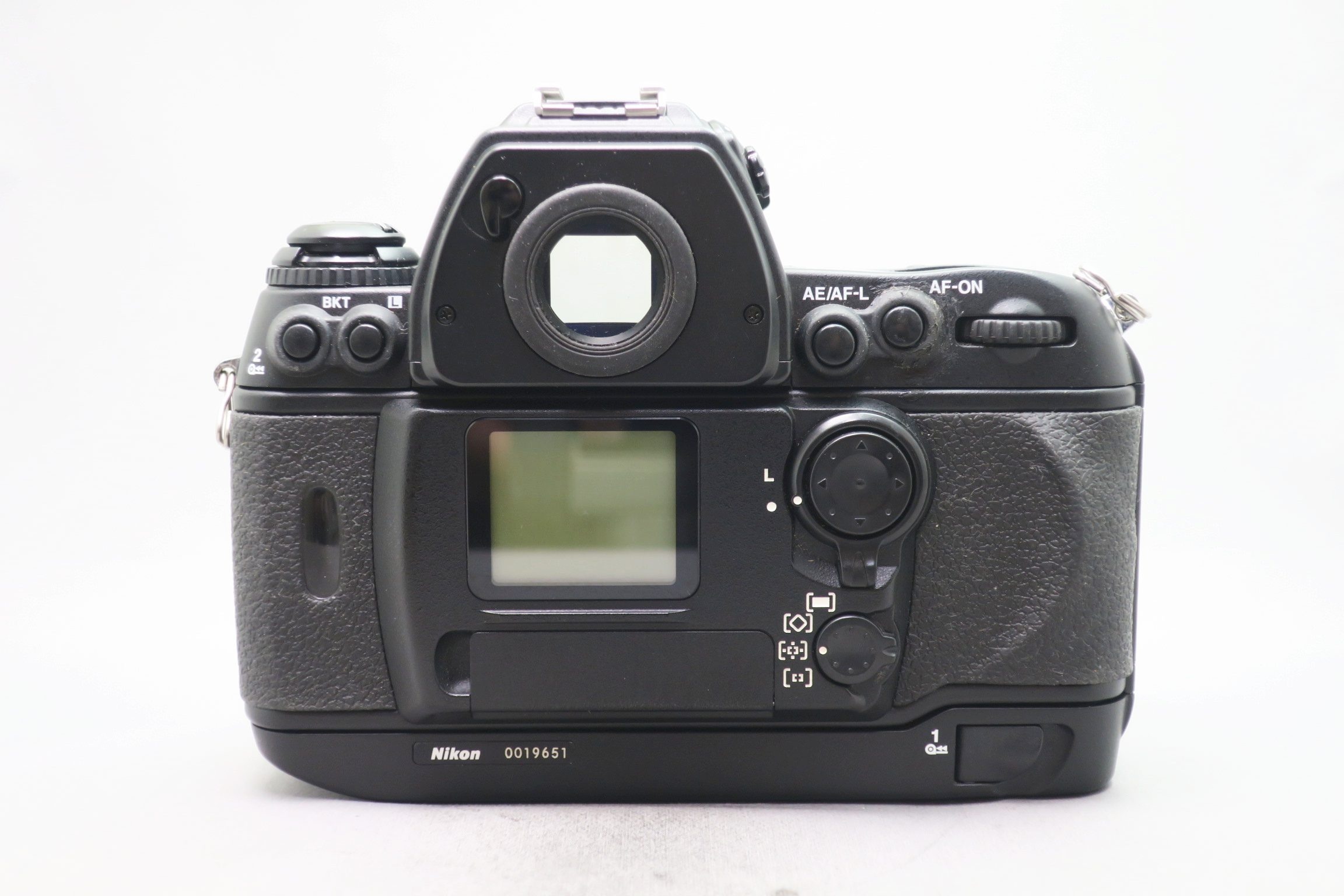 ニコン F6