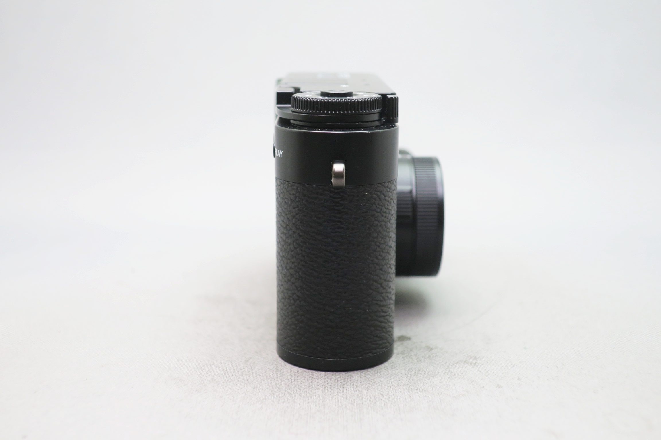 富士フィルム X-HF1 X half ブラック