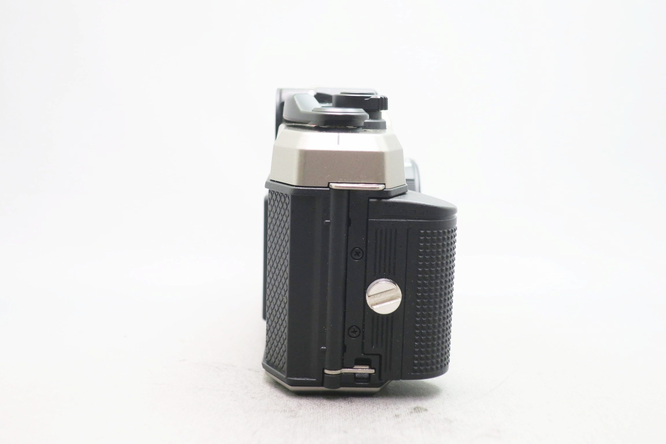 ペンタックス PENTAX 17 ダークシルバー