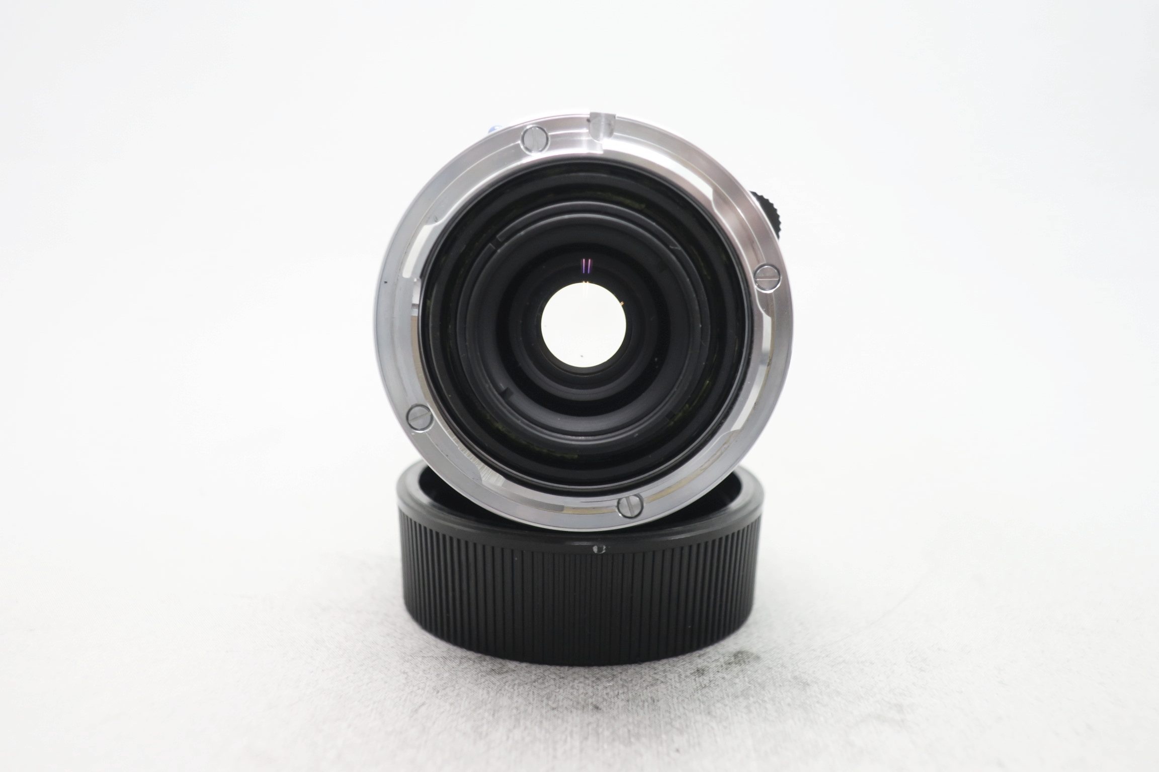 ツアイス ビオゴン T* 28/2.8 ZM