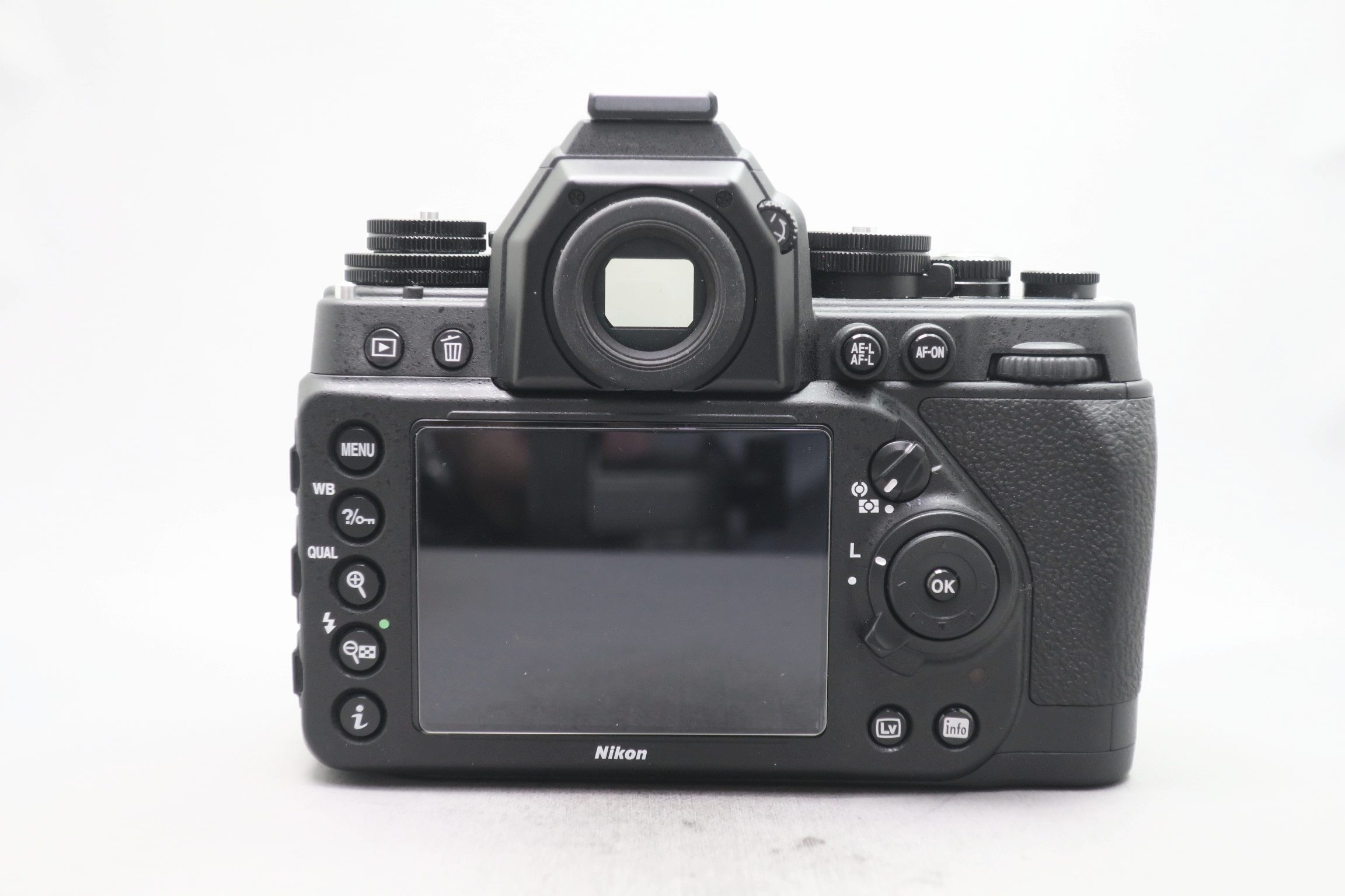 ニコン Df AF-S 50/1.8G SE