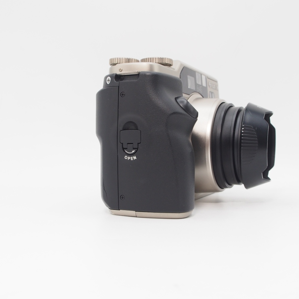 フジ GA645 Ziプロフェッショナル(背面液晶表示不良)【中古管理番号:T0808】