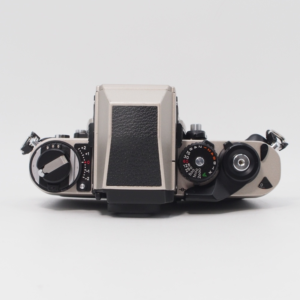 ニコン F3 チタン（チタンカラー）【中古管理番号：T0947】