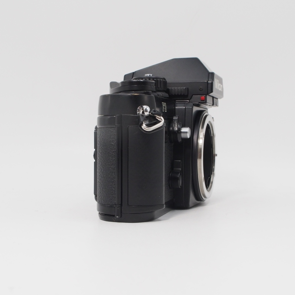 ニコン F3 アイレベル (データバックMF-14付)【中古管理番号:T0948】