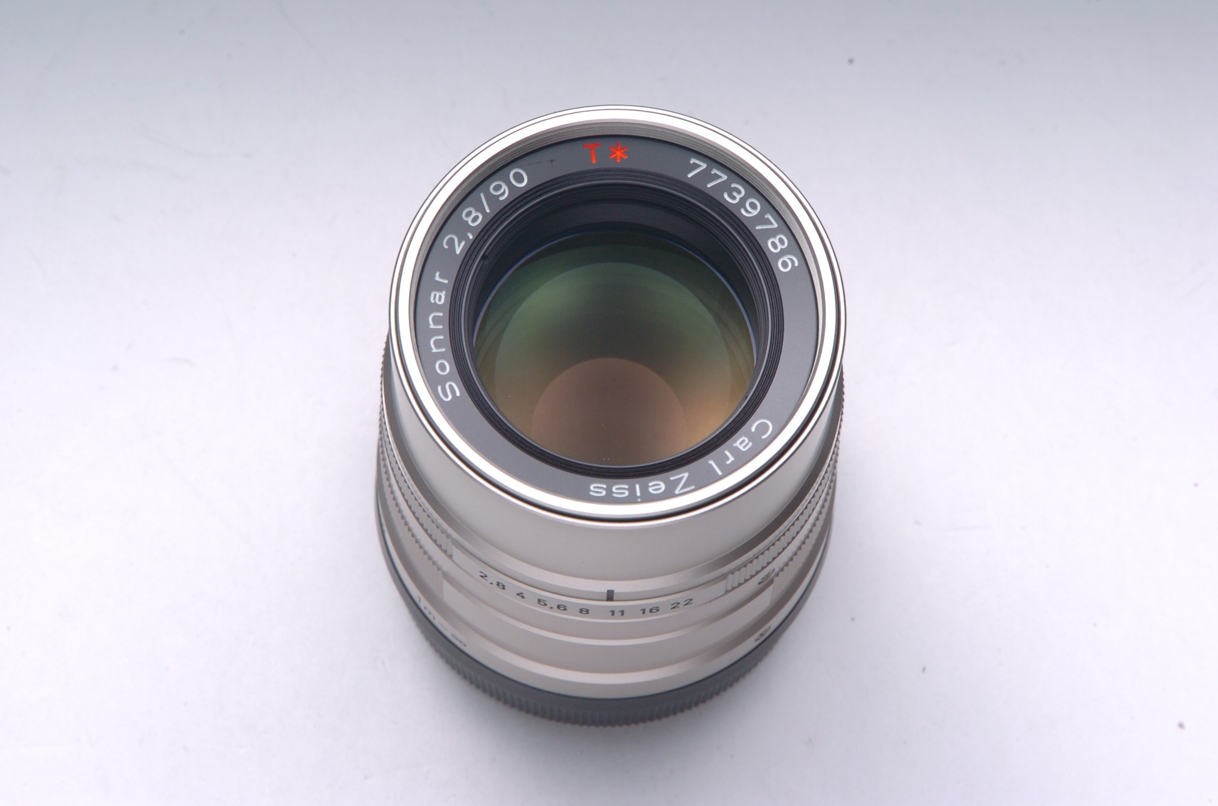 Sonnar T* 90mm F2.8 (G用) + 46mm Pフィルター + メタルフード GG-3 + メタルキャップ GK-57