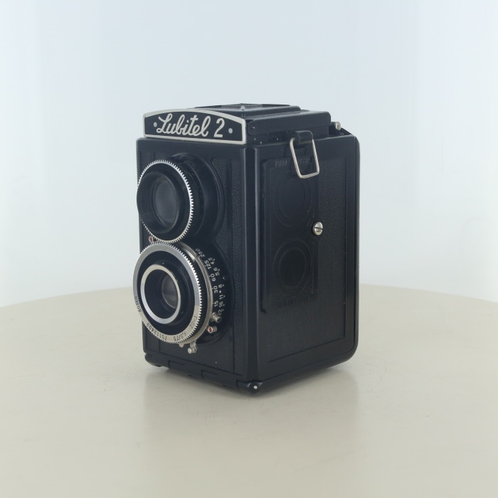 ロモ Lubitel 2