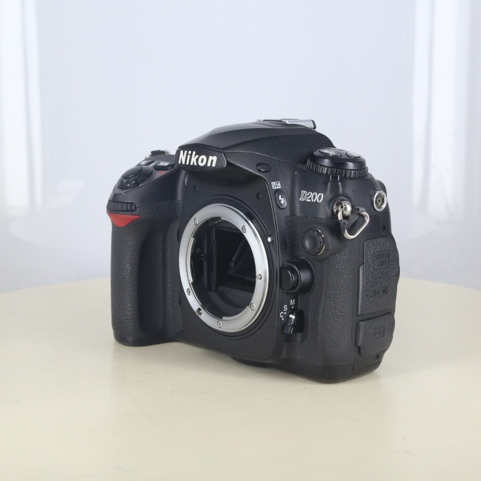ニコン D200 ボデイ