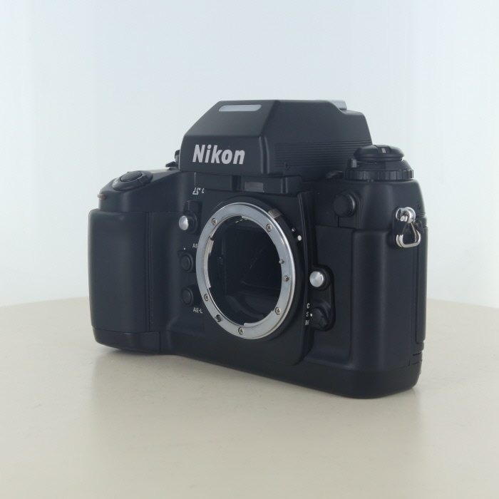 ニコン F4