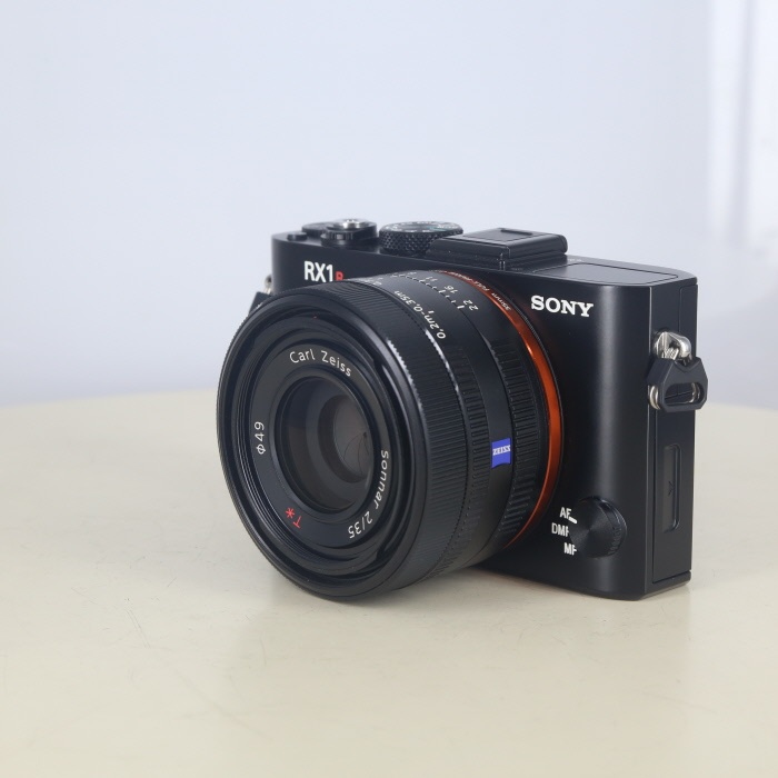 ソニー Cyber-shot RX1R