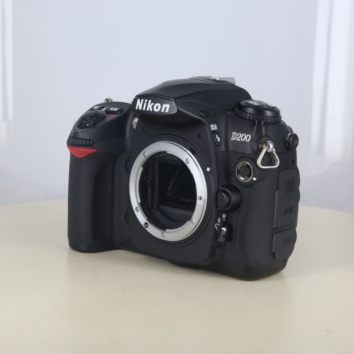 ニコン D200 ボデイ