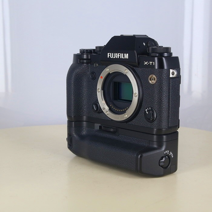 フジフイルム X-T1 ブラック + VG-XT1