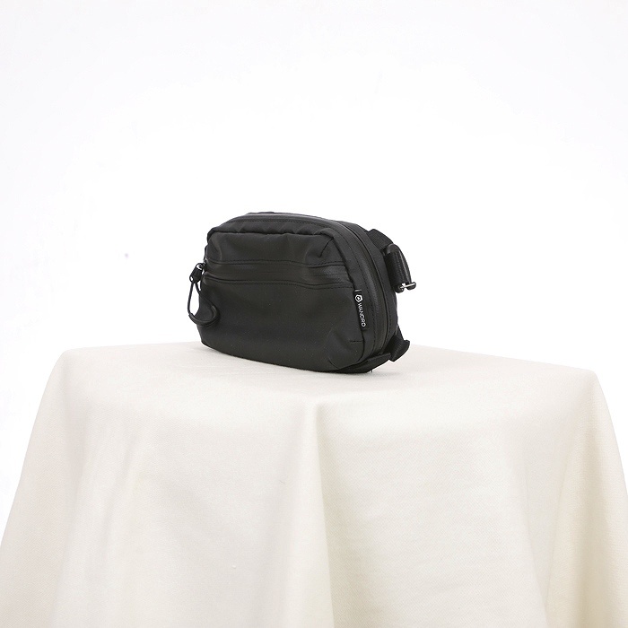 銀一 WANDRD D1 ファニーパック ブラック