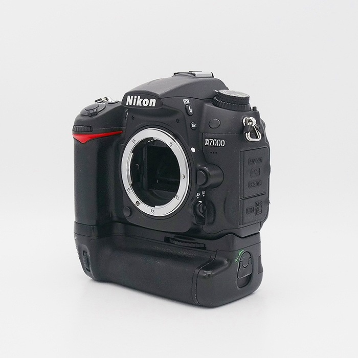 ニコン D7000+MB-D11
