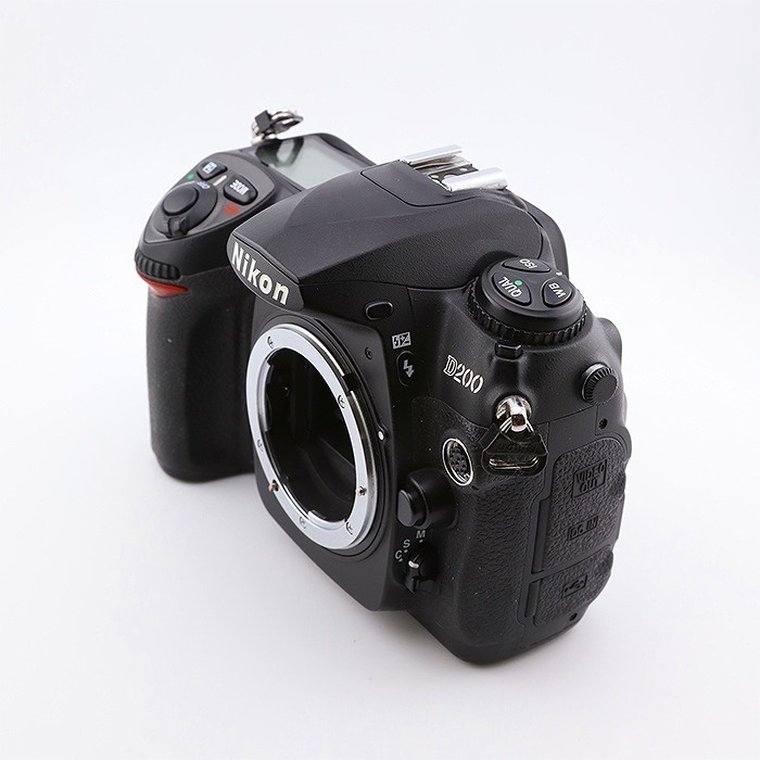 ニコン D200 ボデイ