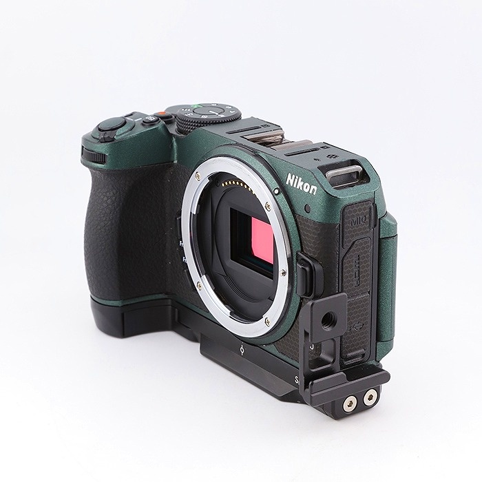 ニコン Z 30 ボデイ+SmallRig Z 30用 ベースプレート(SR3857)