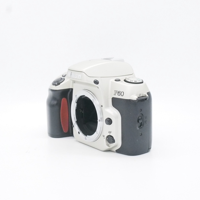 ニコン F60D NP メタリツク BODY