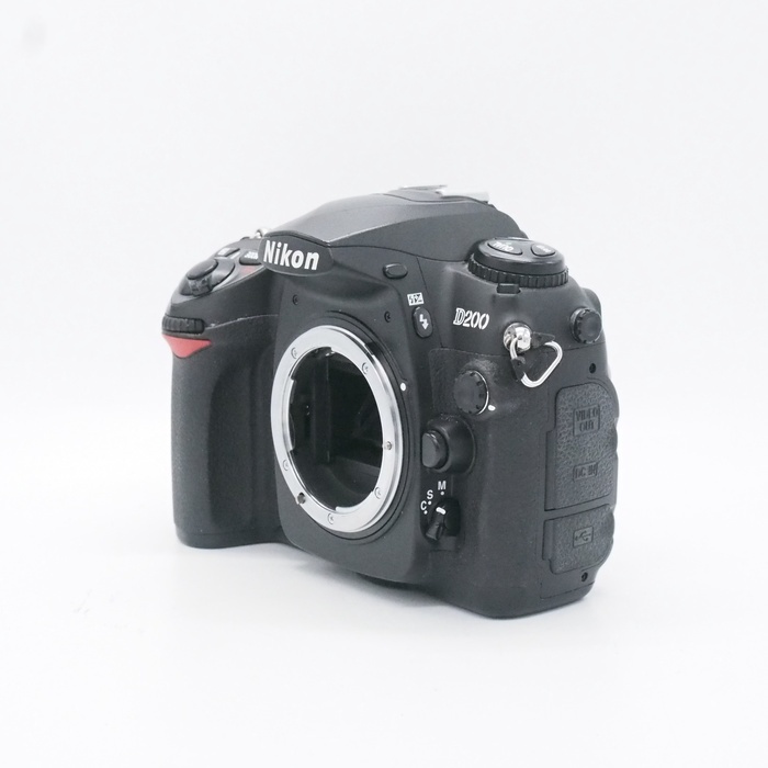 ニコン D200 ボデイ