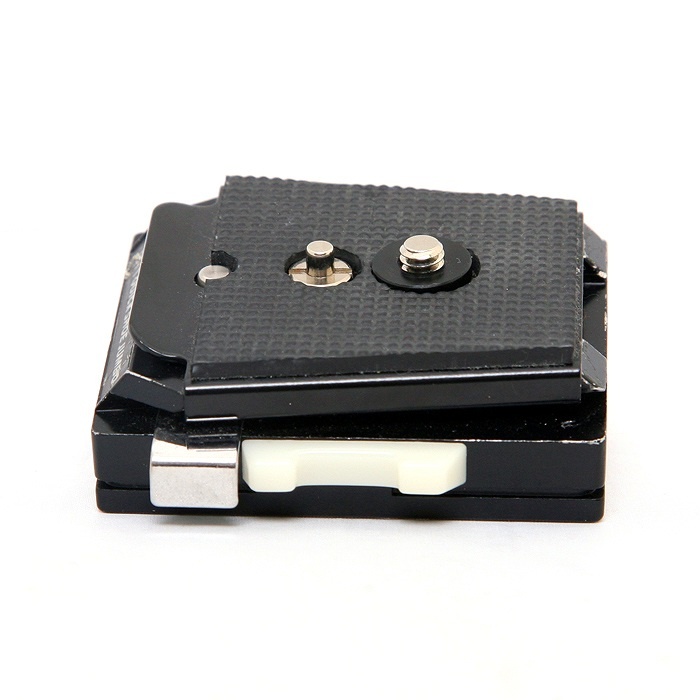 UN UNX-5756 ユニバーサルクイツクシユーP