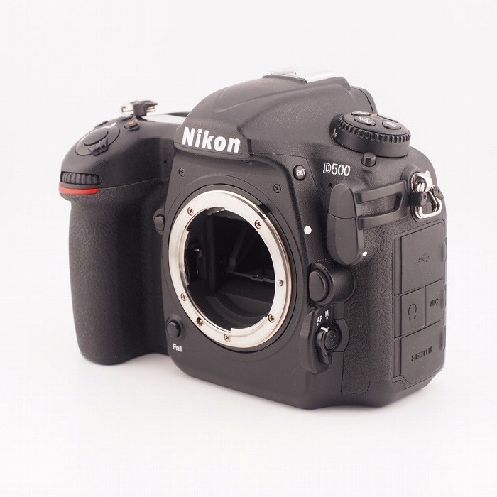 ニコン D500