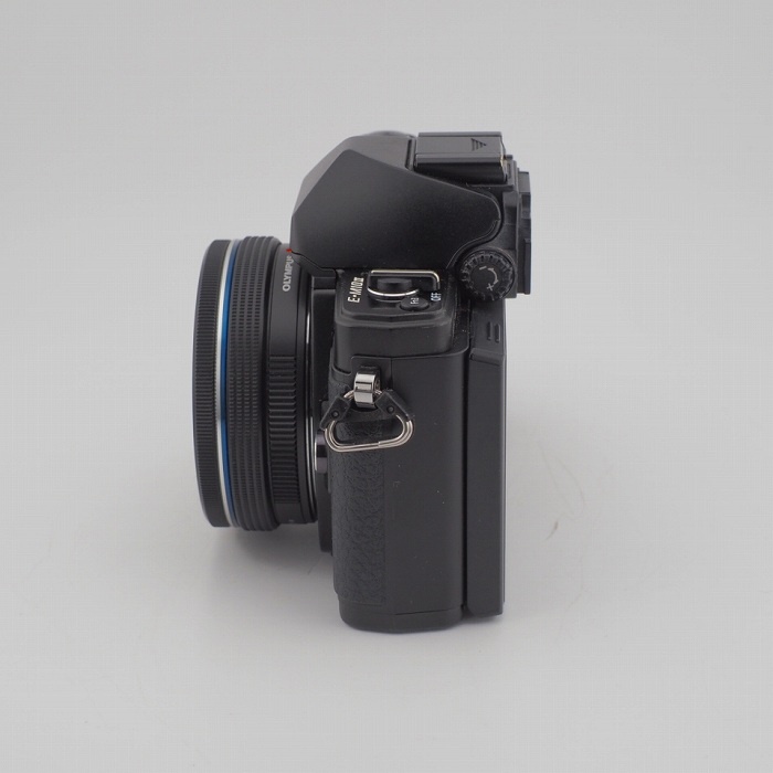 オリンパス OM-D E-M10 Mk2 EZ Wズームキツト BK