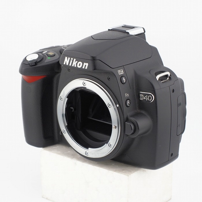 ニコン D40