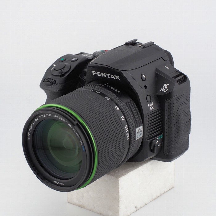 ペンタックス K-30 18-135WRキツト ブラツク